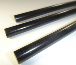 Клей полимерный черного цвета  11мм  ( 500 грамм-18 шт)
